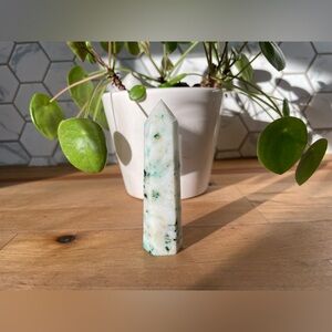 White and Green Phoenix Crystal Tower